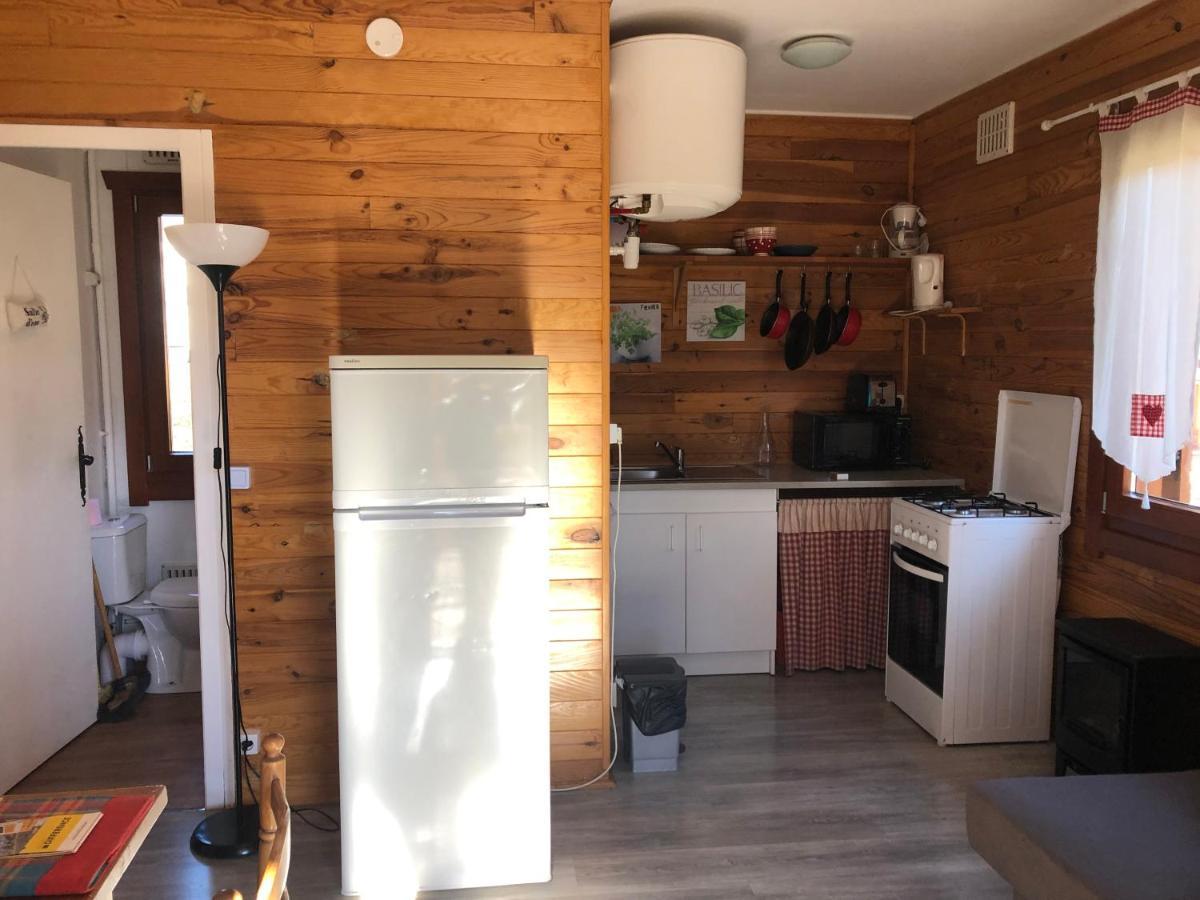 Camping, Hotel De Plein Air Les Cariamas Chateauroux-les-Alpes Exterior foto